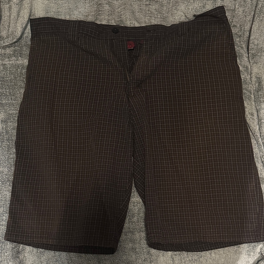Burnside Black Checkered Men's Shorts